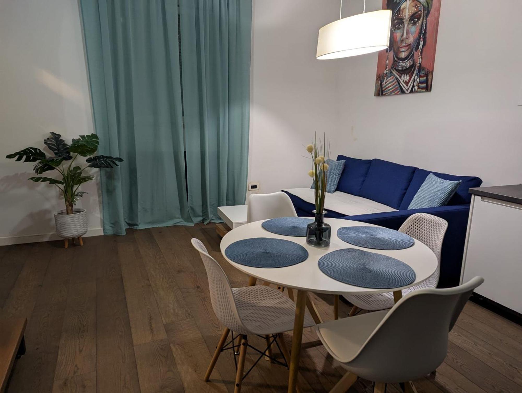 Fantabulous Downtown Abode W King Bed, 65" Tv, Washer And Tumble Dryer 자그레브 외부 사진